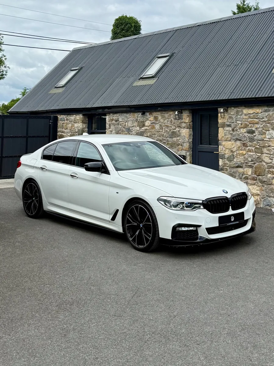 2017 BMW 5 SERIES AUTO M SPORT M PERFORMANCE XDRIV - Image 1