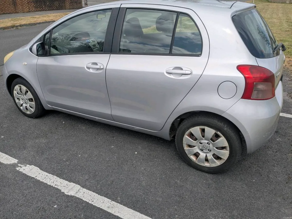 Toyota Yaris 2006 - Image 3