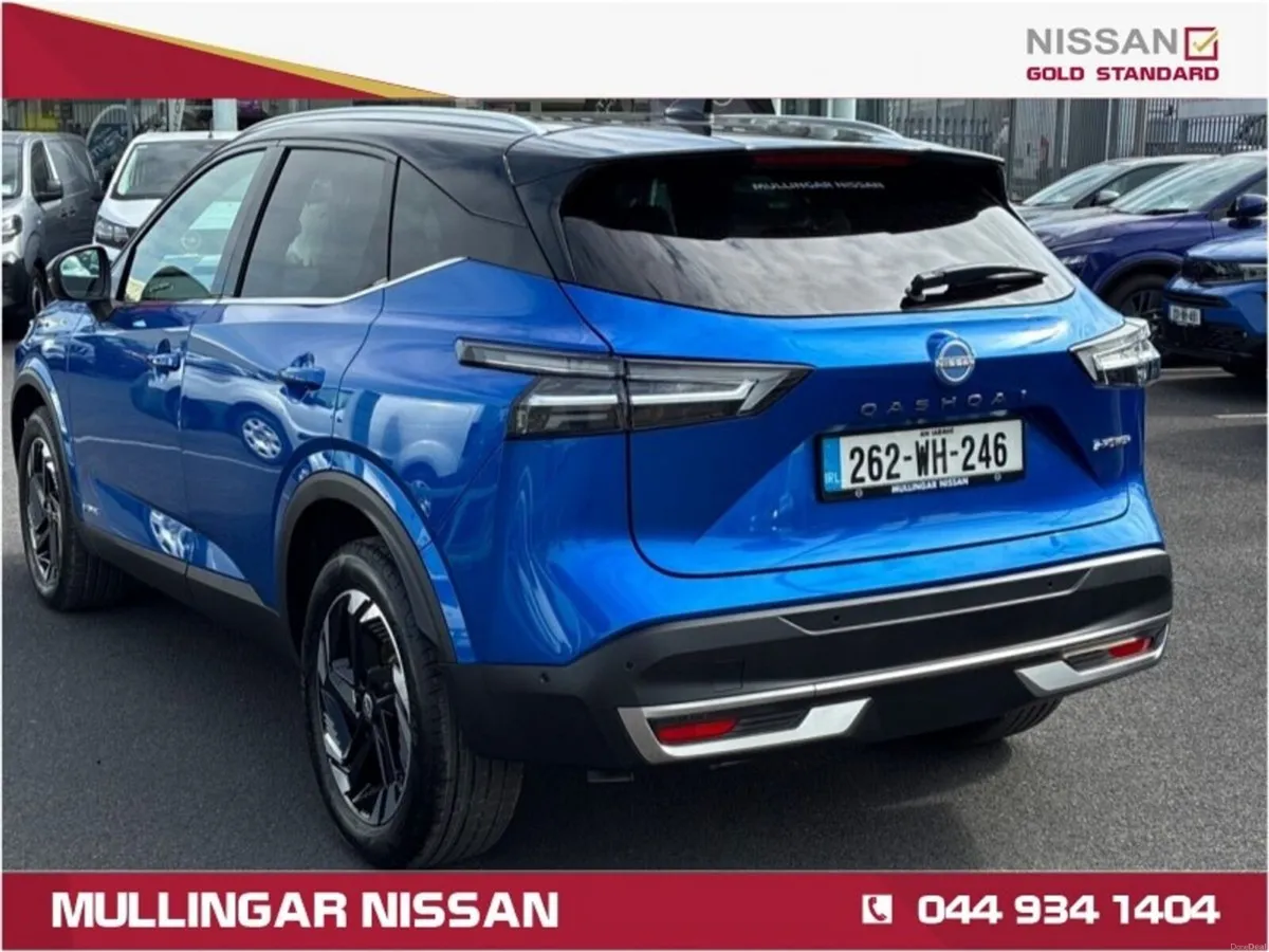 Nissan Qashqai 1.5SV Premium e-Power Hybrid Auto-D - Image 3
