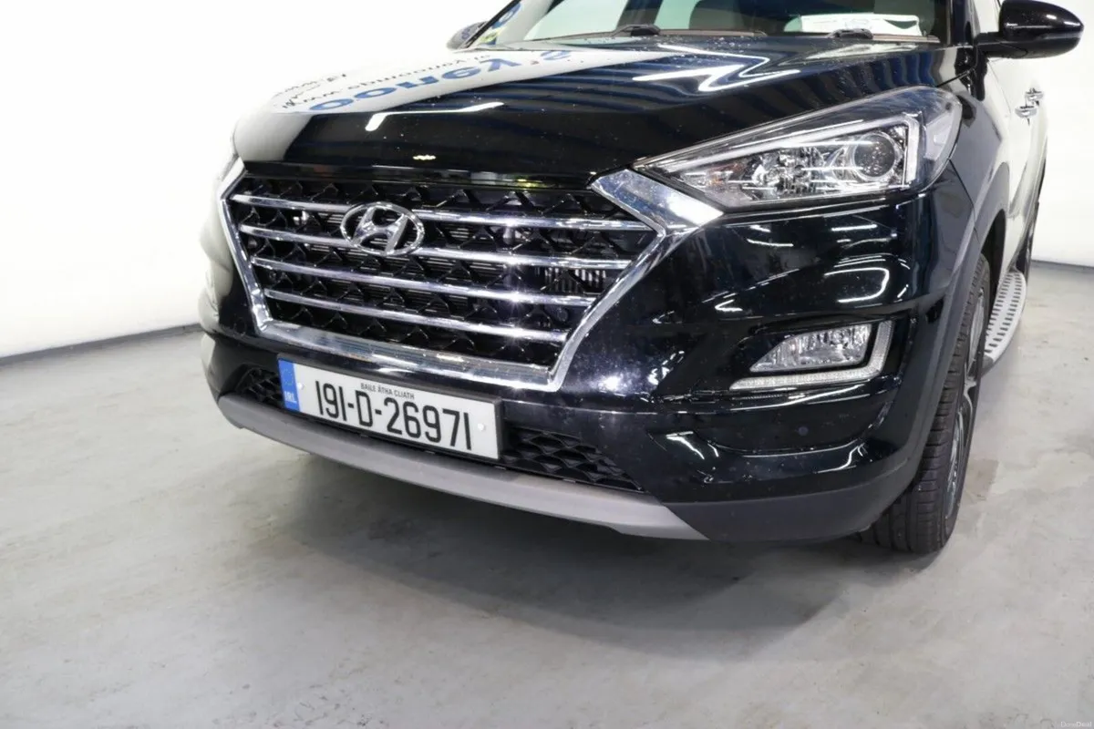 Hyundai Tucson PREMIUM 1.6L DIESEL SUV - Image 2