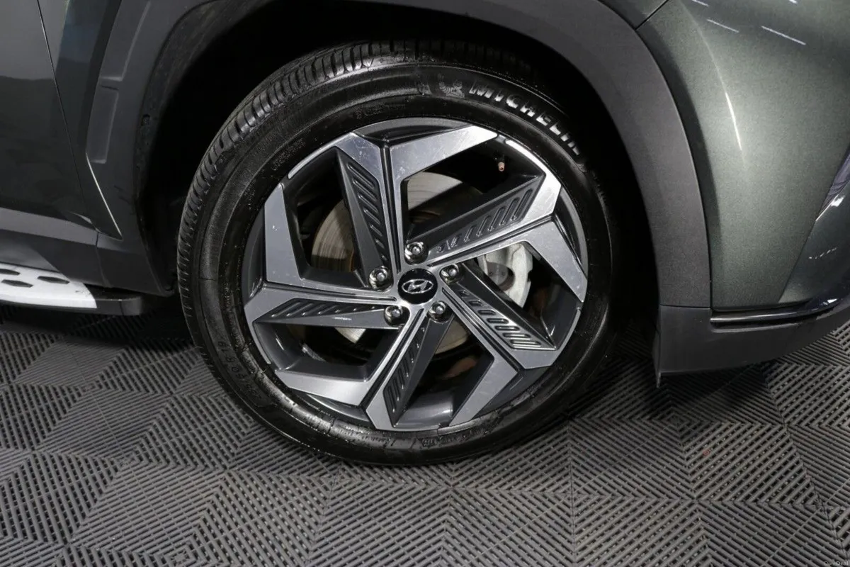 Hyundai Tucson HYBRID EXECUTIVE PLUS 1.6L PETROL A - Image 4