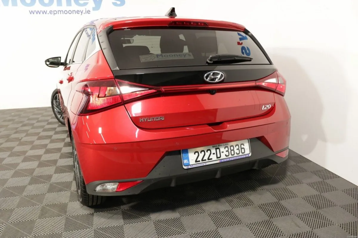 Hyundai i20 DELUXE PLUS 1.2L PETROL HATCHBACK - Image 6