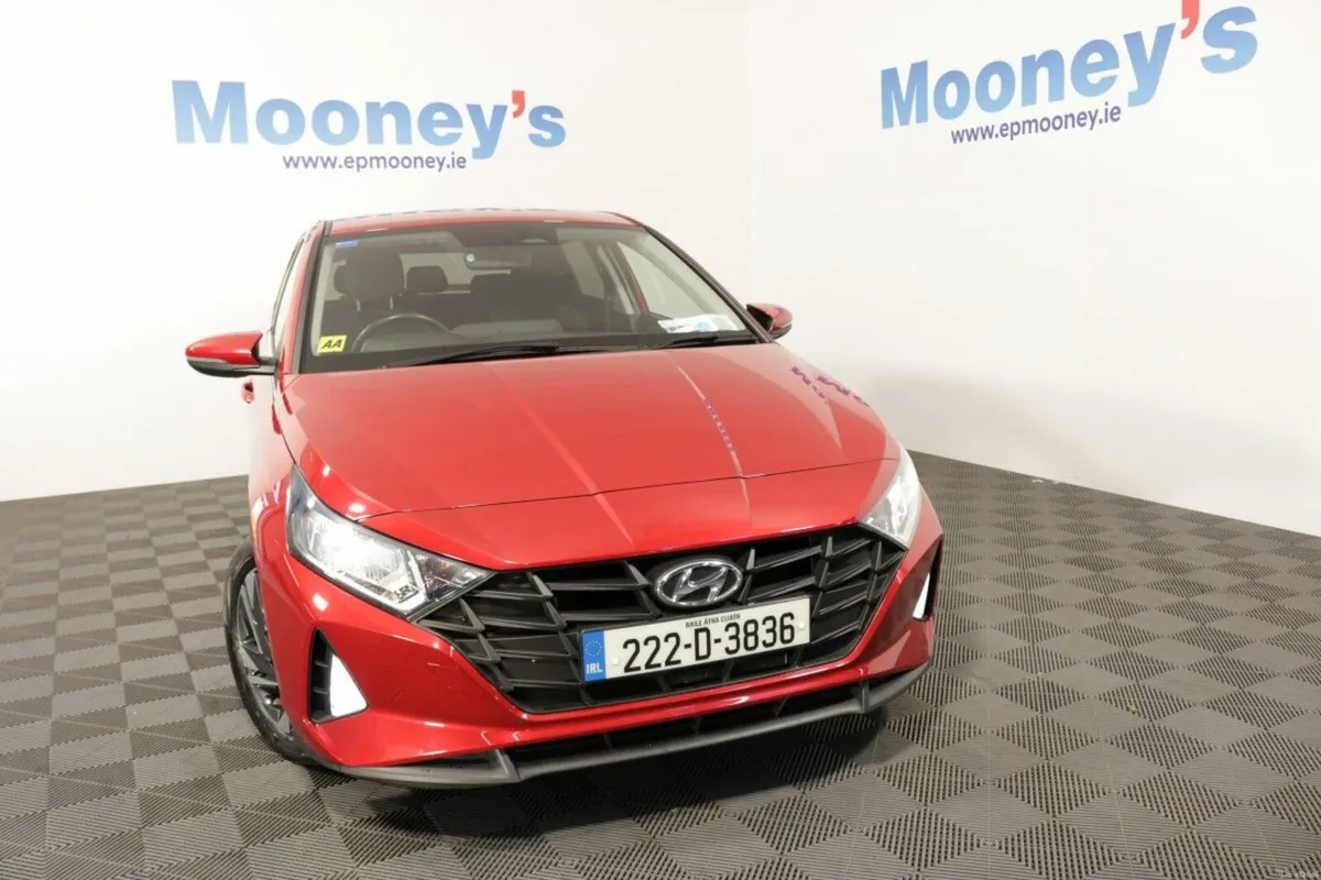 Hyundai i20 DELUXE PLUS 1.2L PETROL HATCHBACK - Image 2
