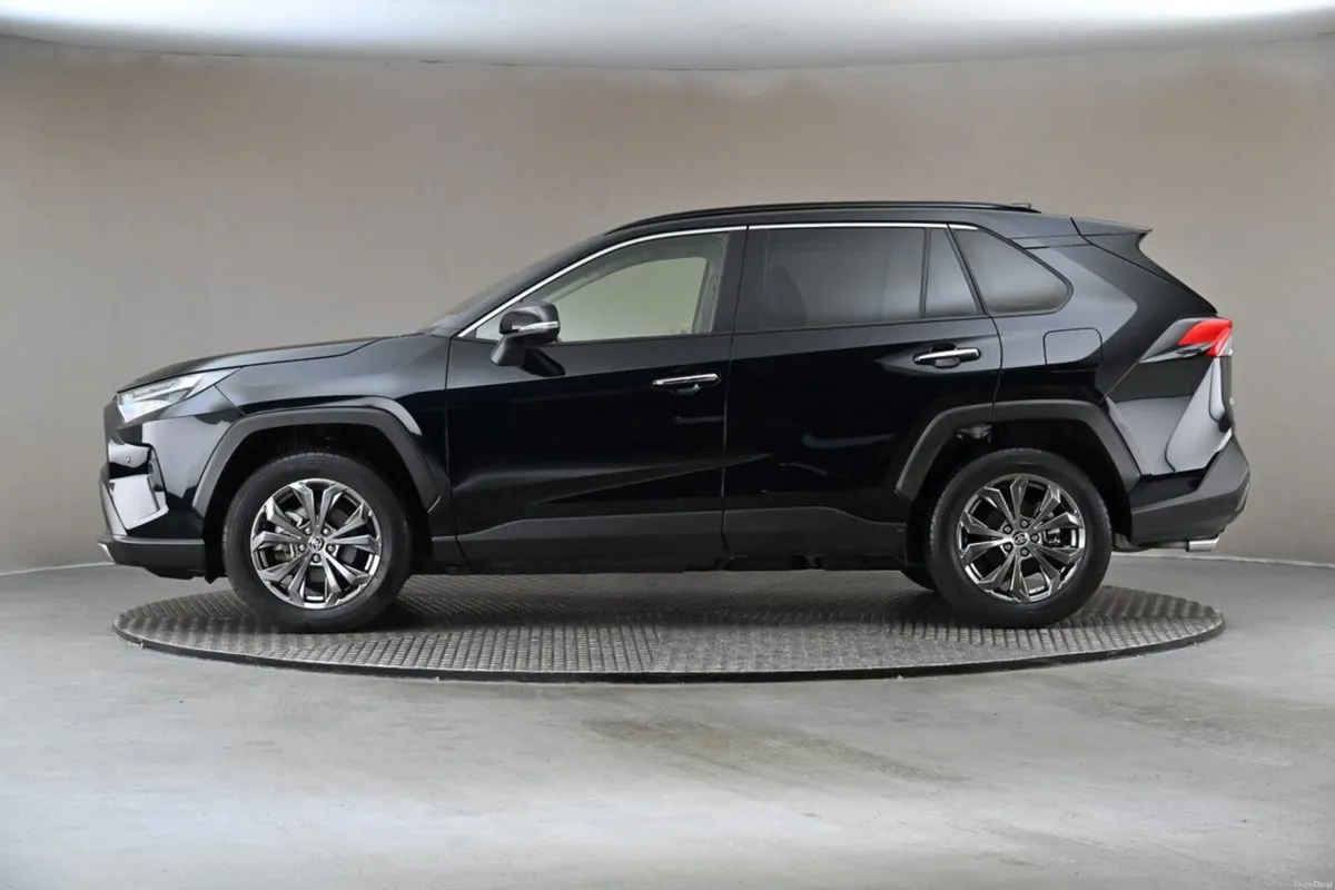 Toyota RAV4 2.5 PETROL HYBRID **MEMO LEATHER SEATS - Image 5