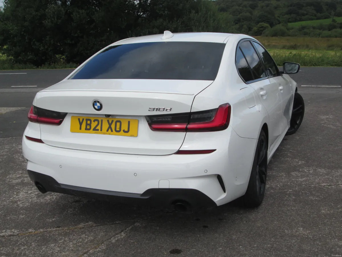 2021  BMW  318 D  2.0  MHT  M-SPORT  AUTOMATIC - Image 4