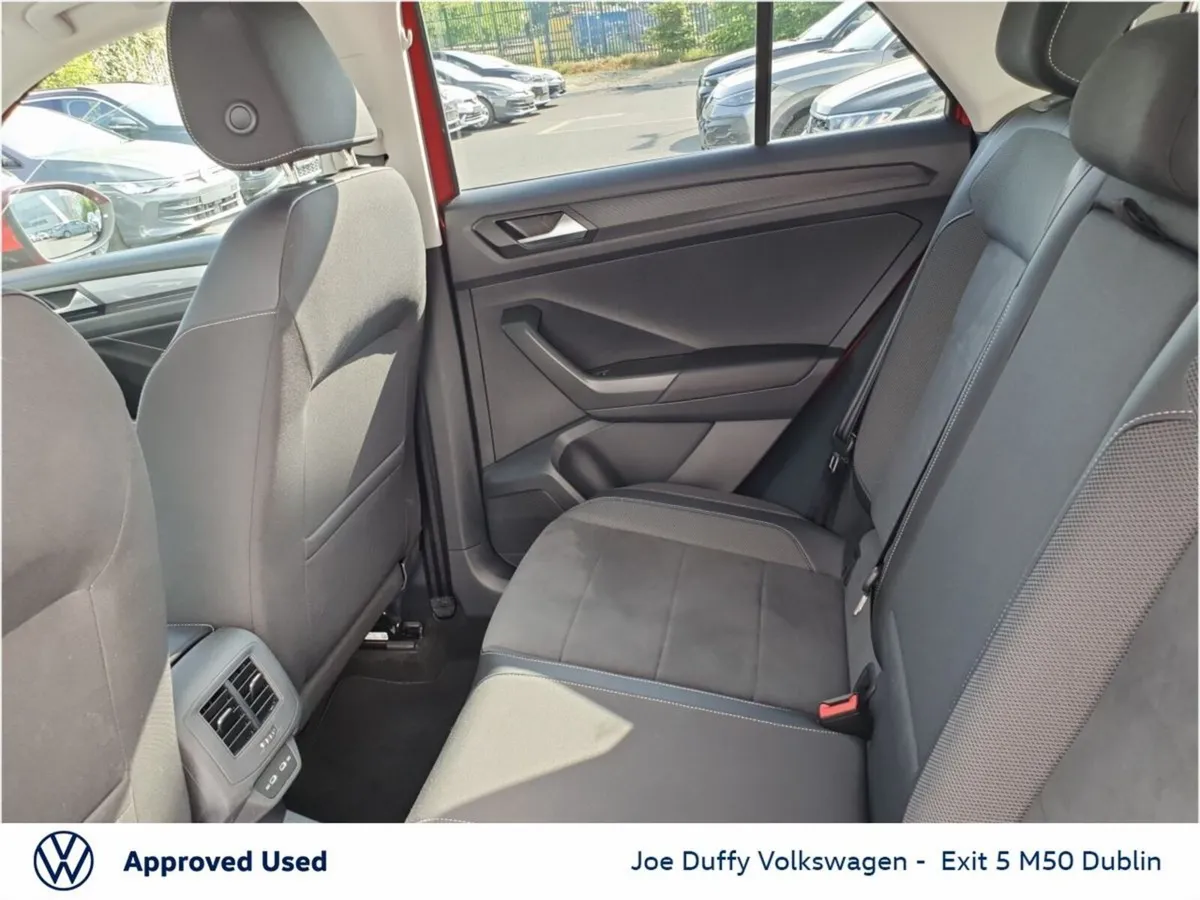 Volkswagen T-Roc style 1.0 TSI 110HP manual - Image 6