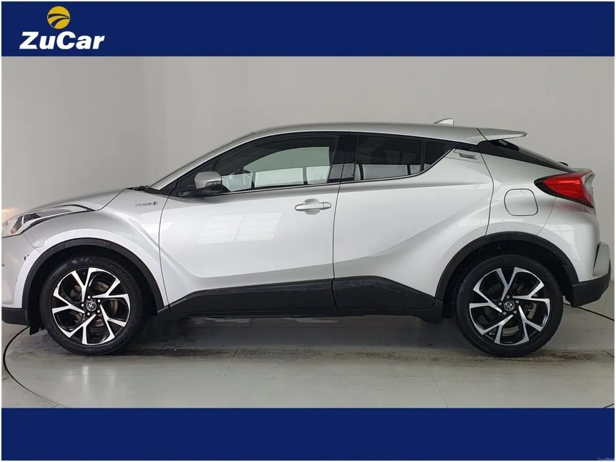 Toyota C-HR Sport Hybrid - Image 5