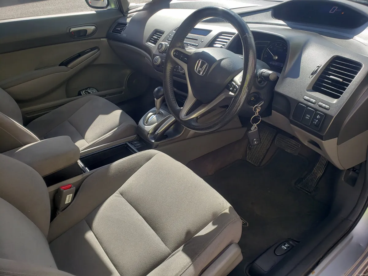 Honda Civic 2008 - Image 6