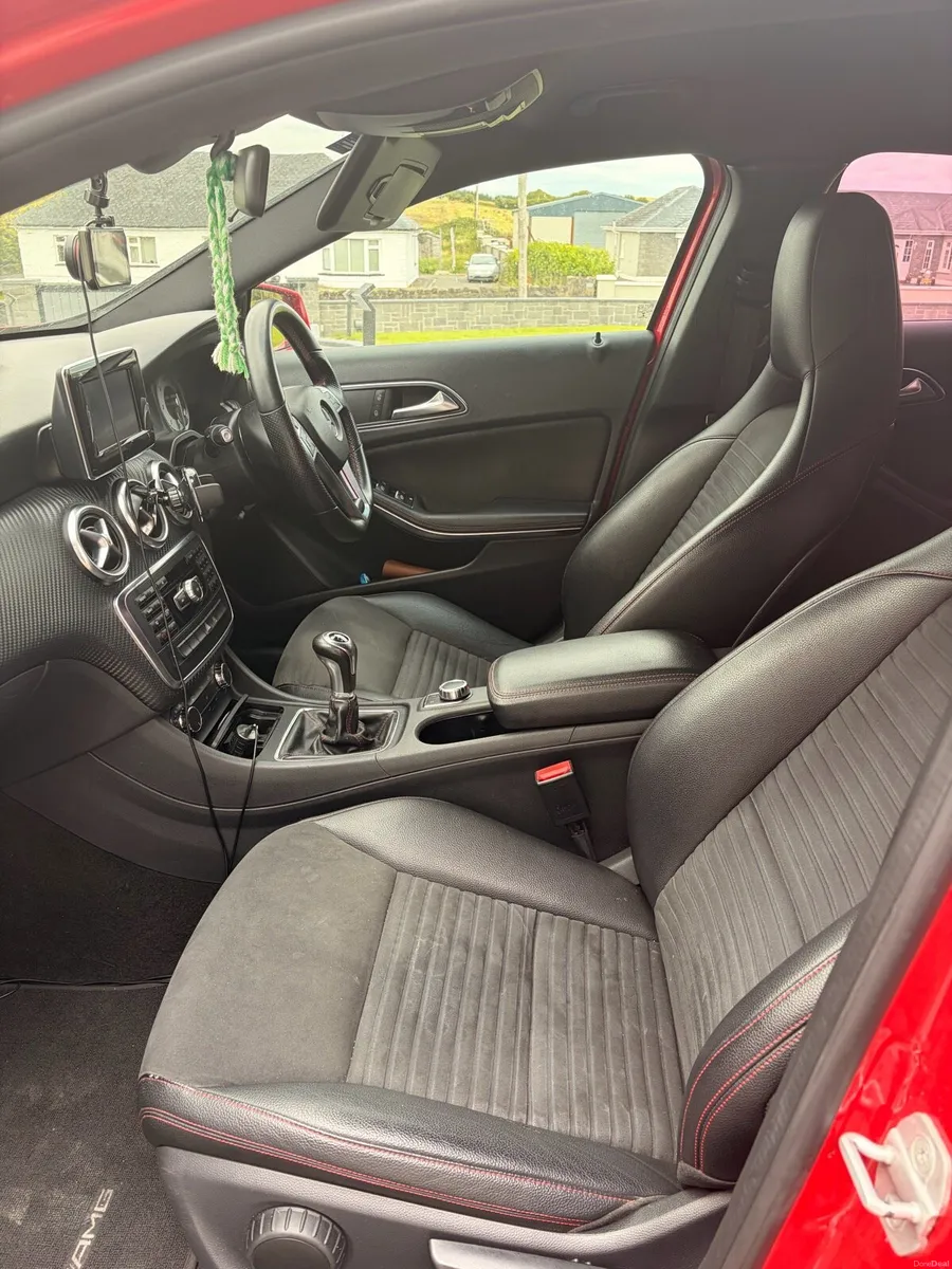 Mercedes A-Class a160 AMG Line diesel, manual - Image 6