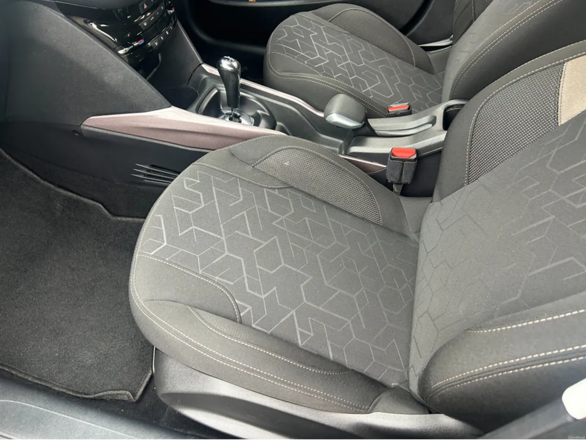 Peugeot 2008 AUTOMATIC///ONLY 59000KLMS///ORIGINAL - Image 6