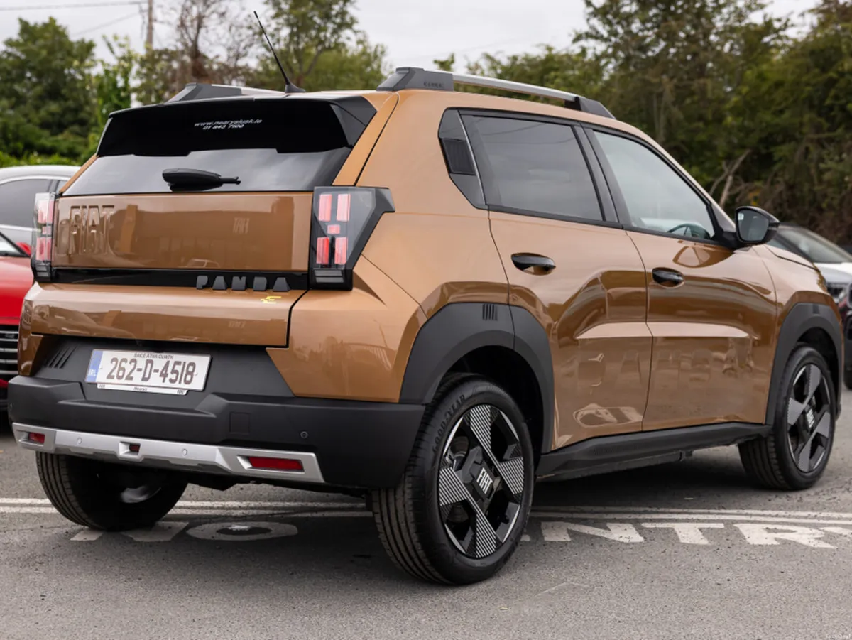 Fiat Grande Panda BEV La Prima - Image 4