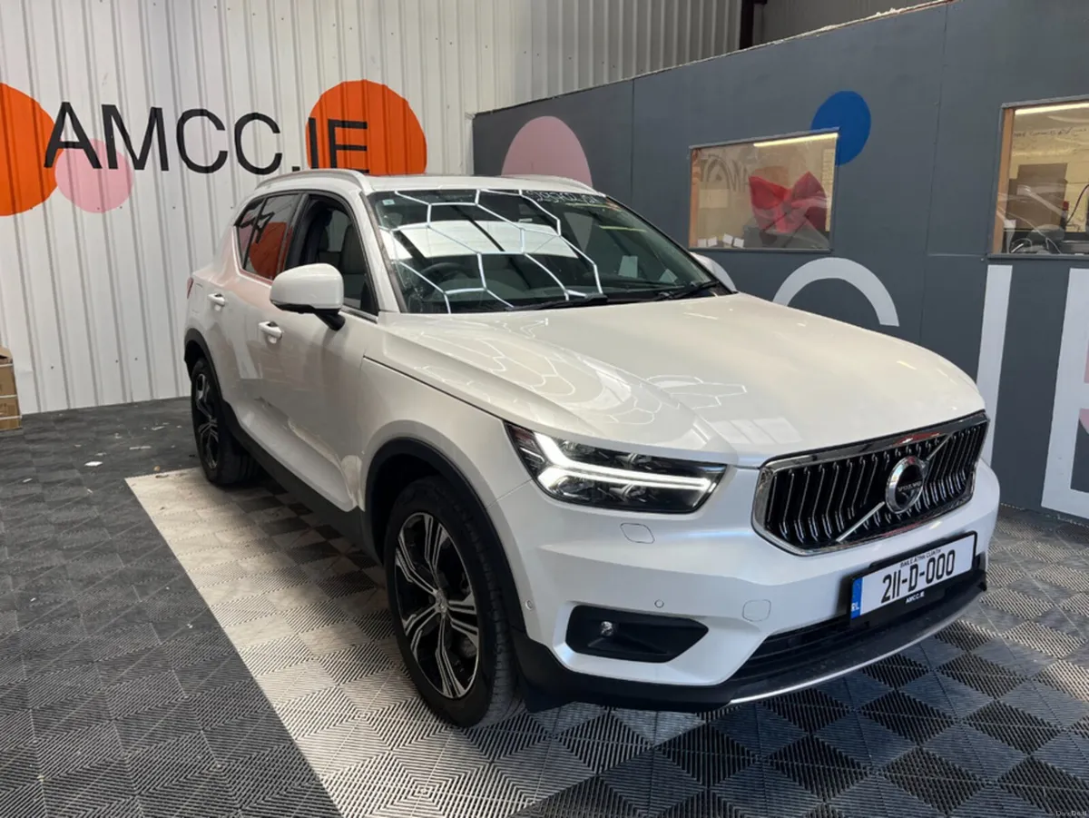 Volvo XC40 2021 VOLVO XC40 T5 PLUG-IN 1.5 AUTOMATI - Image 1