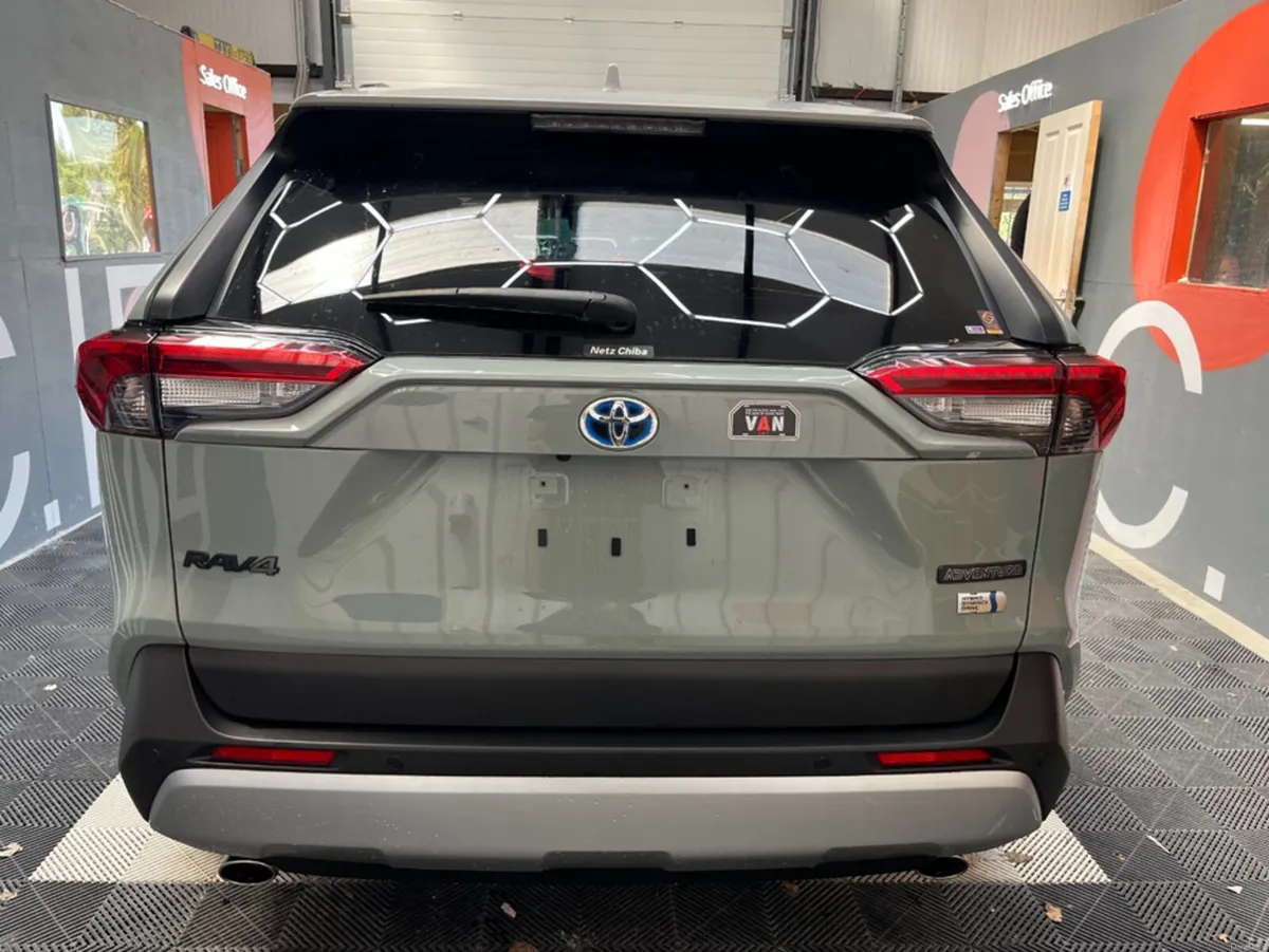 Toyota RAV4 2024 TOYOTA RAV4 HYBRID ADVENTURE 2.5 - Image 3