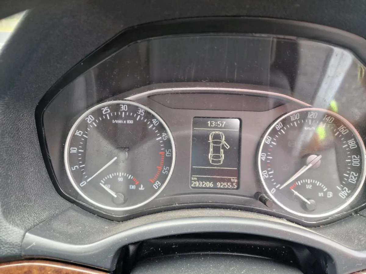 131 Skoda Octavia 1.6 tdi - Image 4