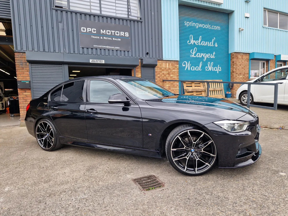 BMW 330e M-Sport - Image 3