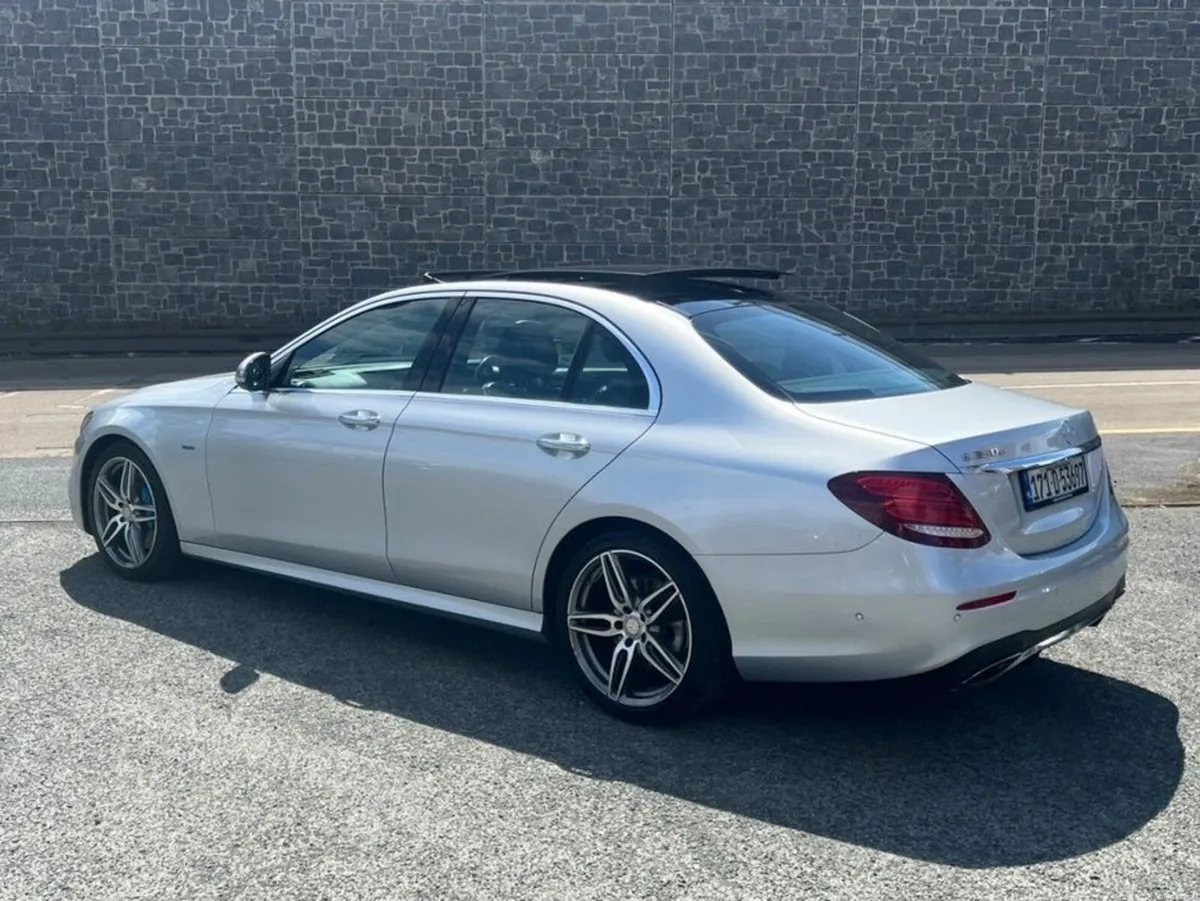 Mercedes-Benz E-Class 350e 2017 Premium AMG Line - Image 1