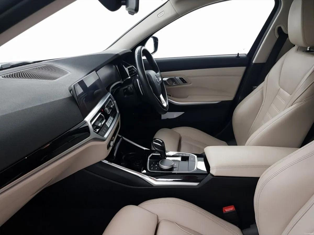 BMW 3-Series 330e Sport Pro Auto - Image 4