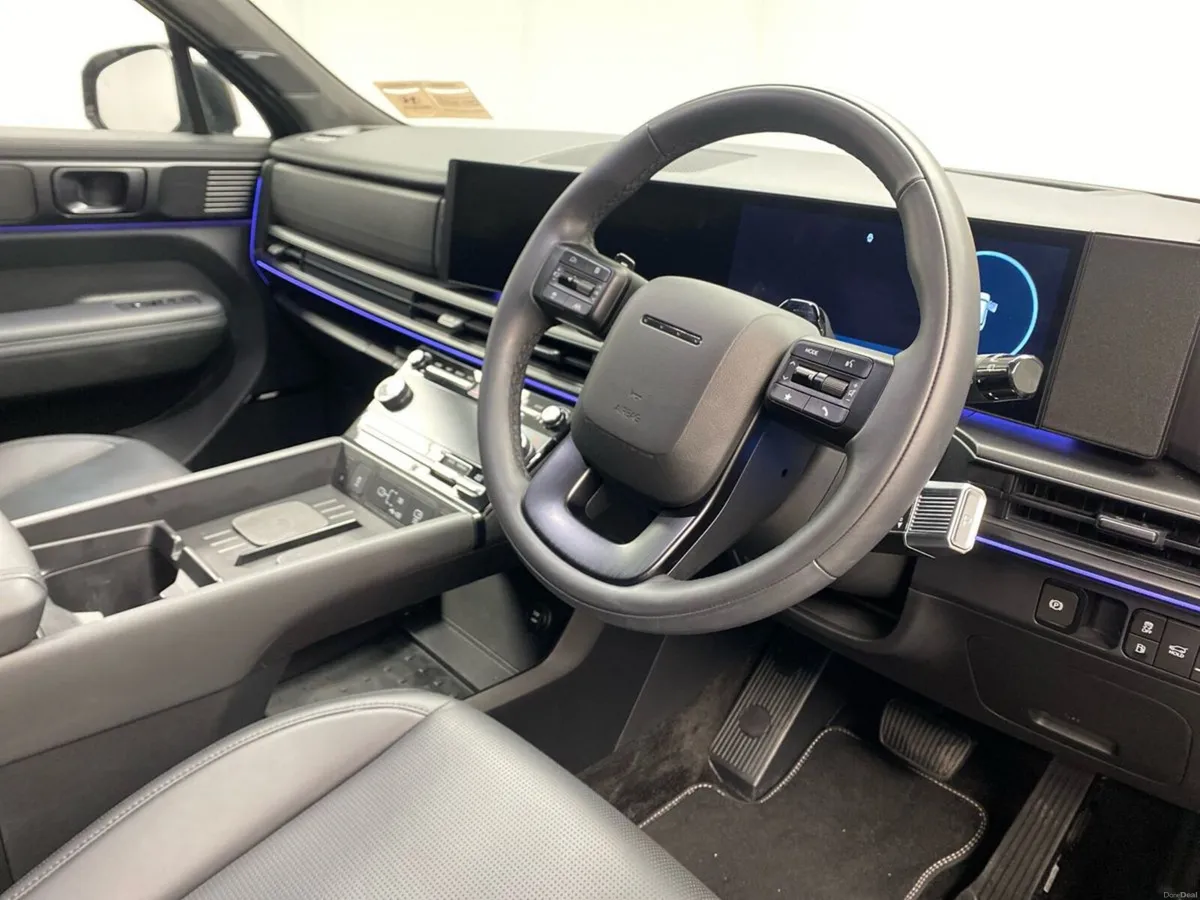 Hyundai Santa Fe 1.6 PHEV 4WD Premium Calligraphy - Image 6