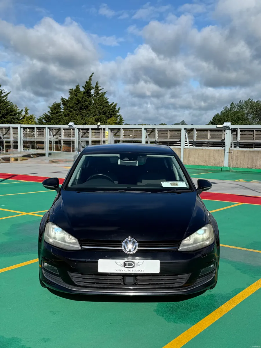 2014 VW Golf TSi 1.4  Petrol - VERY HIGH SPEC - Image 2