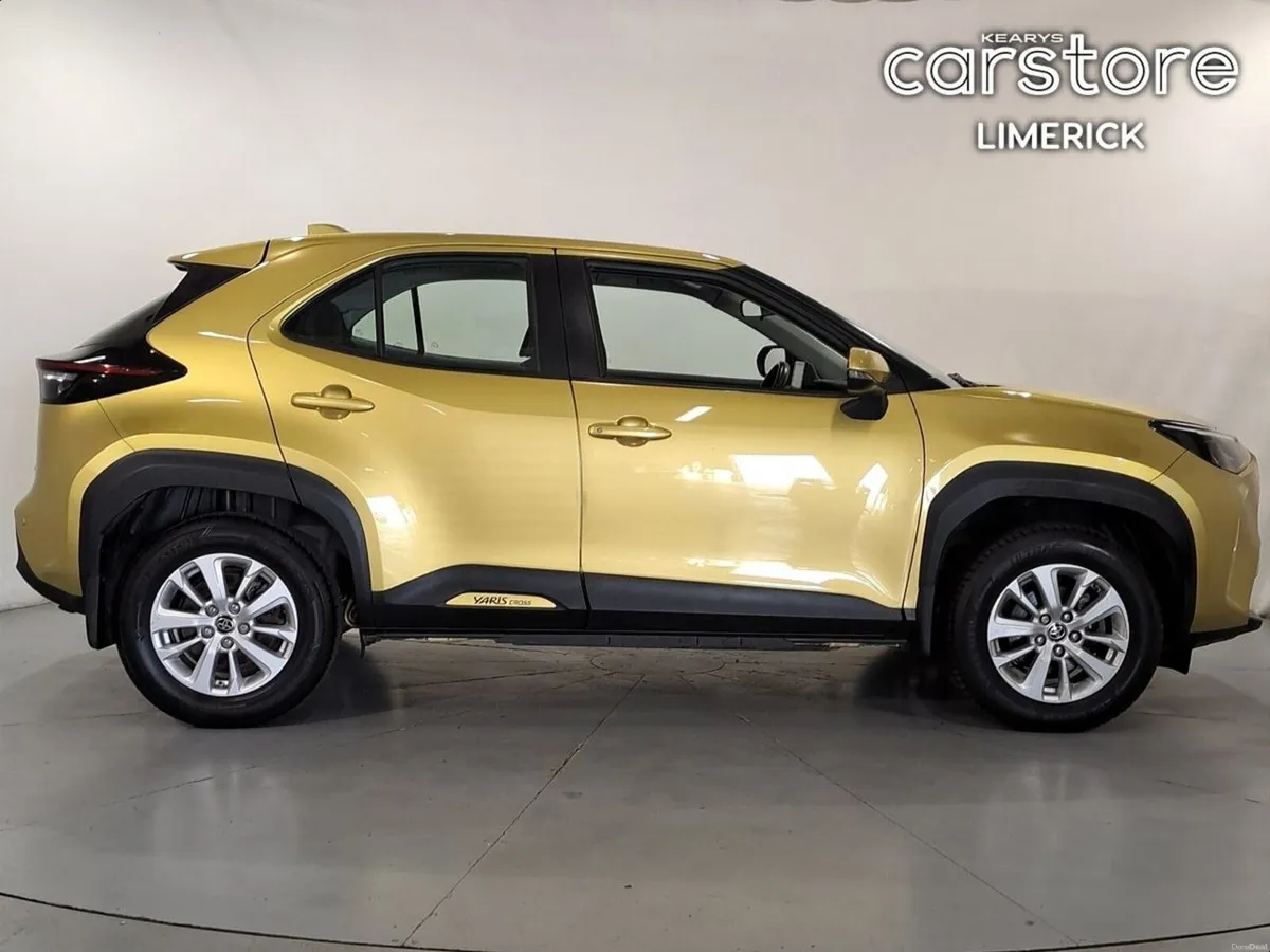 Toyota Yaris Cross 1.5 Hybrid CVT Luna - Image 2