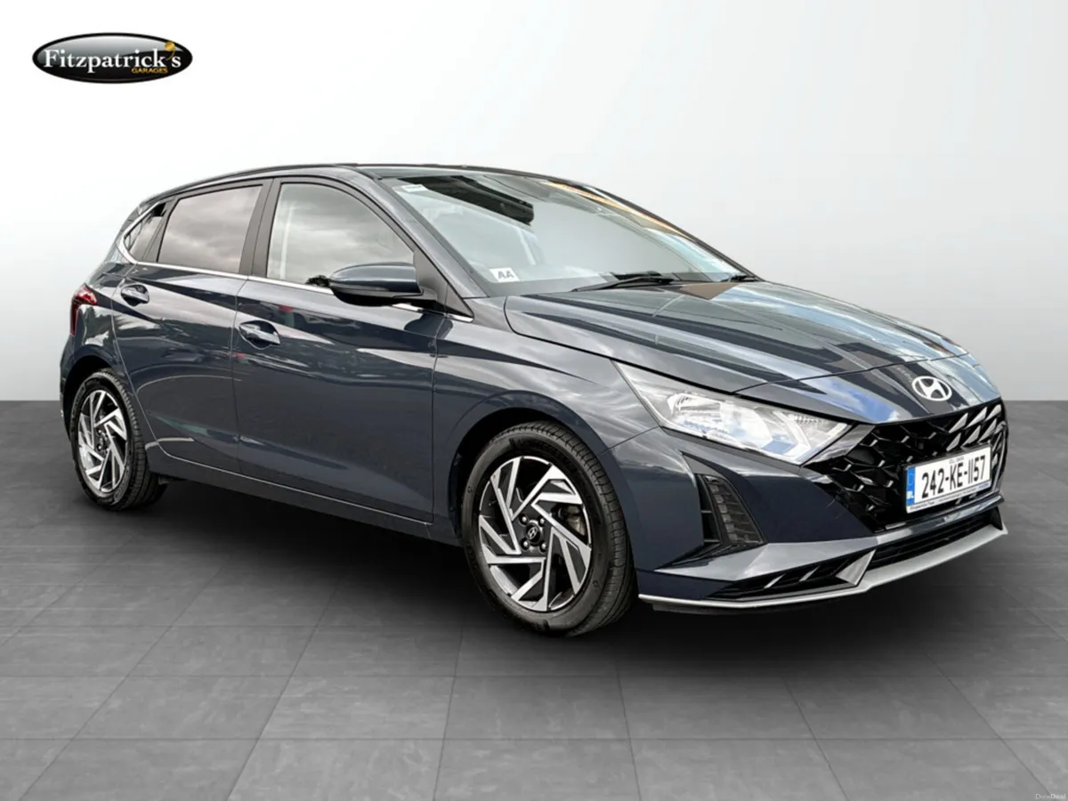 Hyundai i20 Deluxe Plus 1.0 Petrol Automatic - Image 1