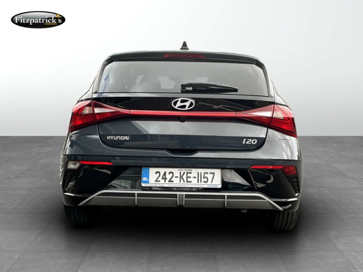 Hyundai i20 Deluxe Plus 1.0 Petrol Automatic - Image 3