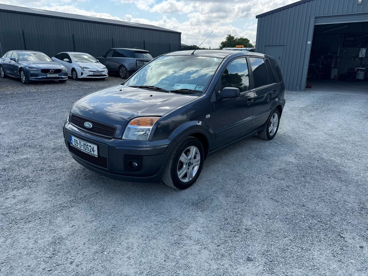 Ford Fiesta Fusion 1.4dsl ..NEW NCT/TAXED - Image 1