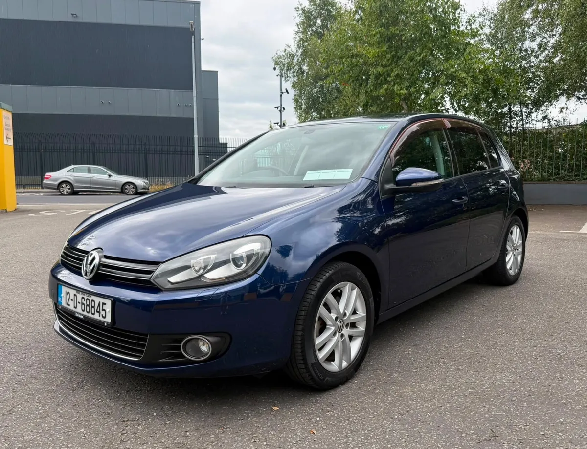 VW Golf 1.2 TSI DSG Highline Low Kms - Image 2