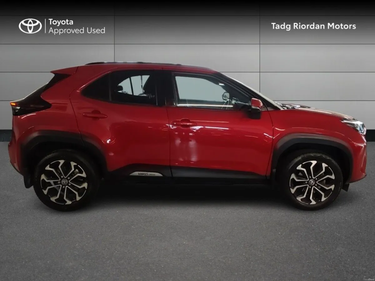 Toyota Yaris Cross L-SPORT MONO - Image 3