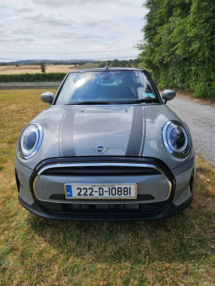 Mini Cooper Convertible 2022 - Image 3