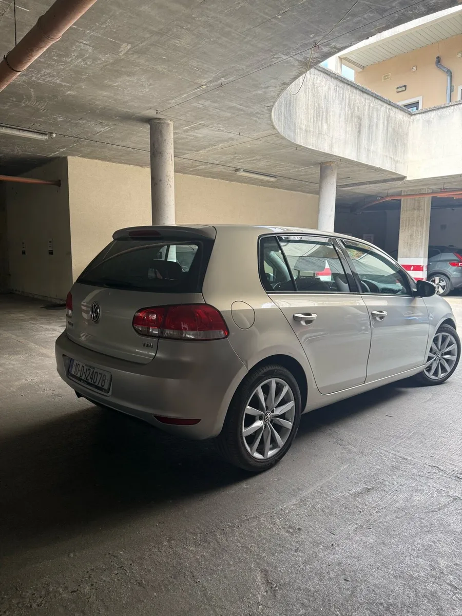 2010 Volkswagen Golf 1.6 TDI - Image 4