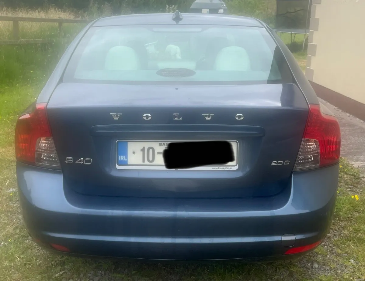 Volvo S40 2010 - Image 3
