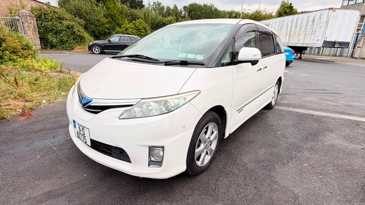 Toyota Estima 2011 - Image 3