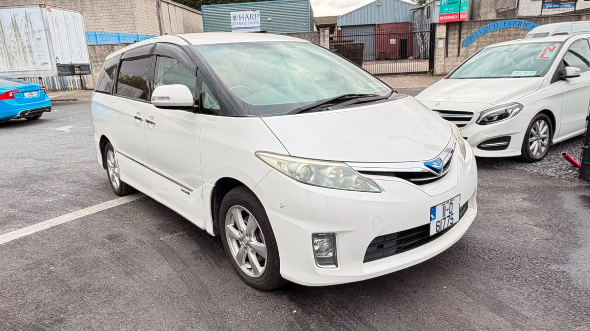 Toyota Estima 2011 - Image 1
