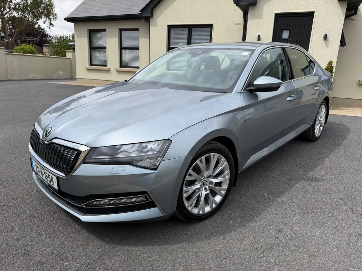 2021 (211)Skoda Superb Style 1.4TSI Petrol/Hybrid - Image 2