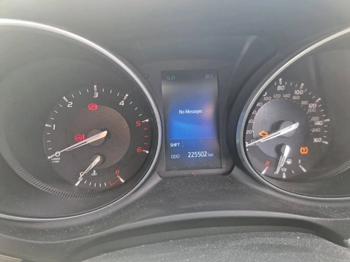 Toyota Avensis 2 Lt Non Runner Turbo gone. - Image 6