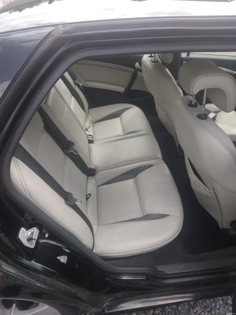 Saab 9-5 Aero 2.3t manual - Image 4