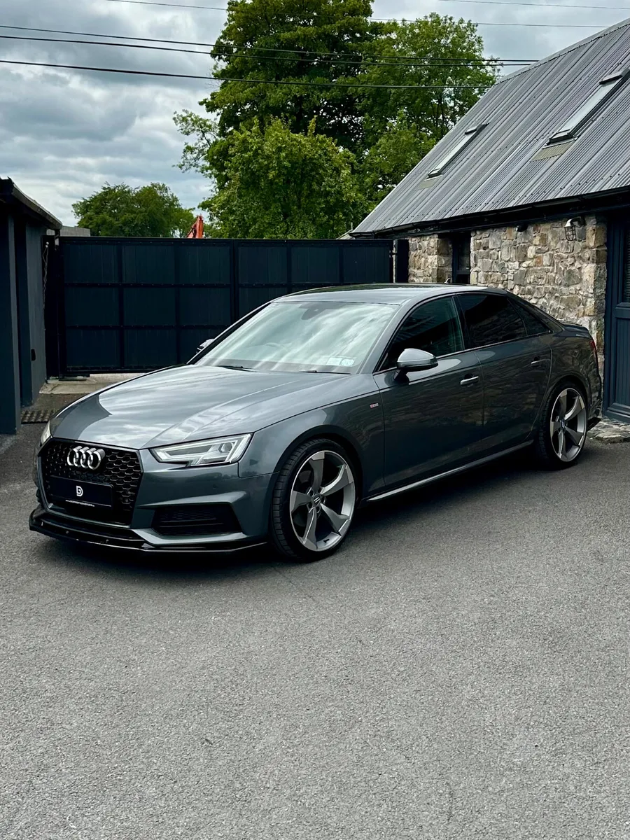 Audi A4 2017 S LINE 2.0 TDI AUTO - Image 3