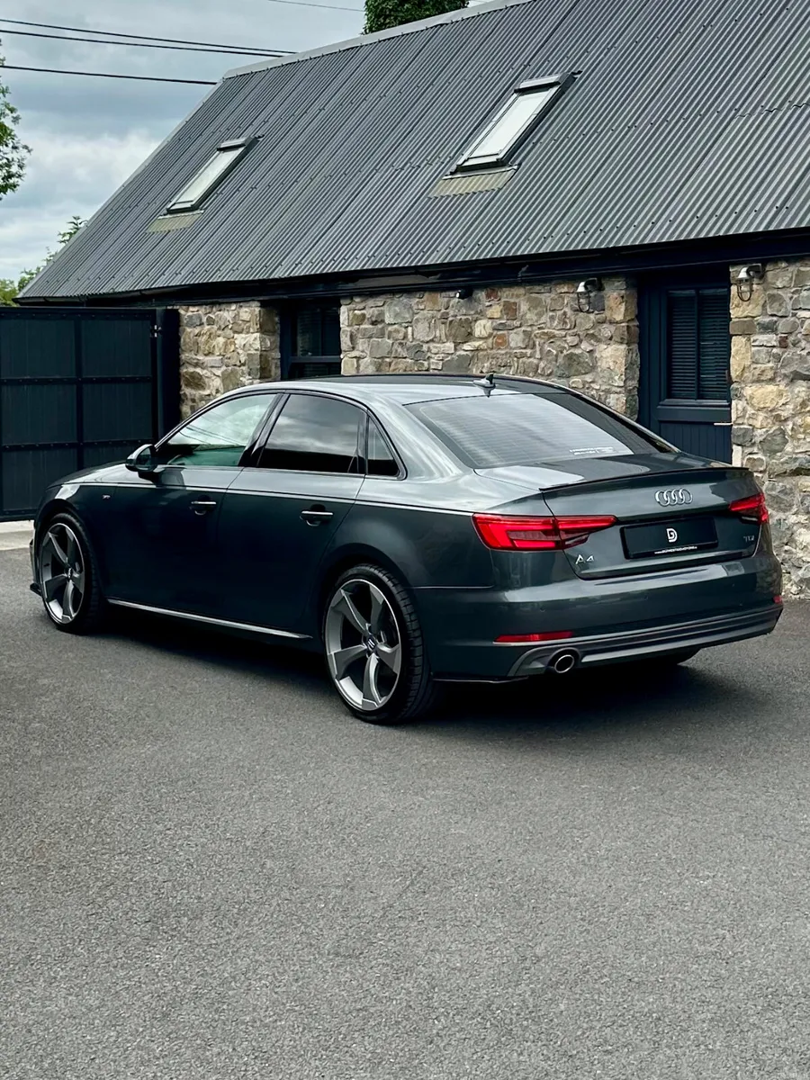 Audi A4 2017 S LINE 2.0 TDI AUTO - Image 4