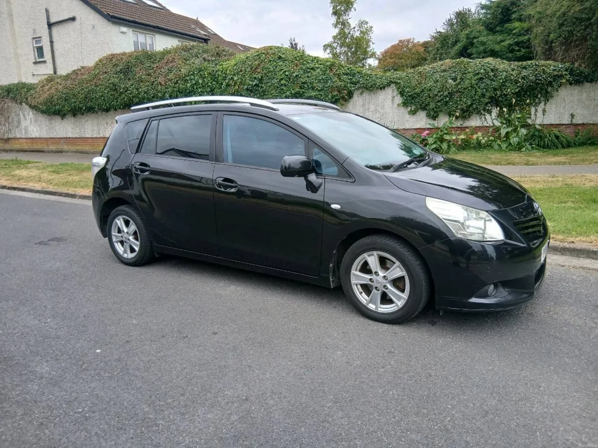 Toyota Verso 7seater - Image 2