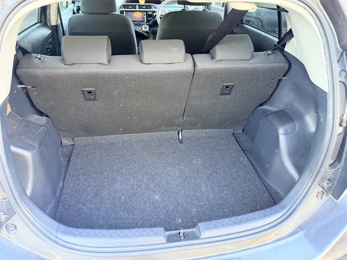 Toyota Aqua Hybrid 2015- Excellent Condition - Image 6