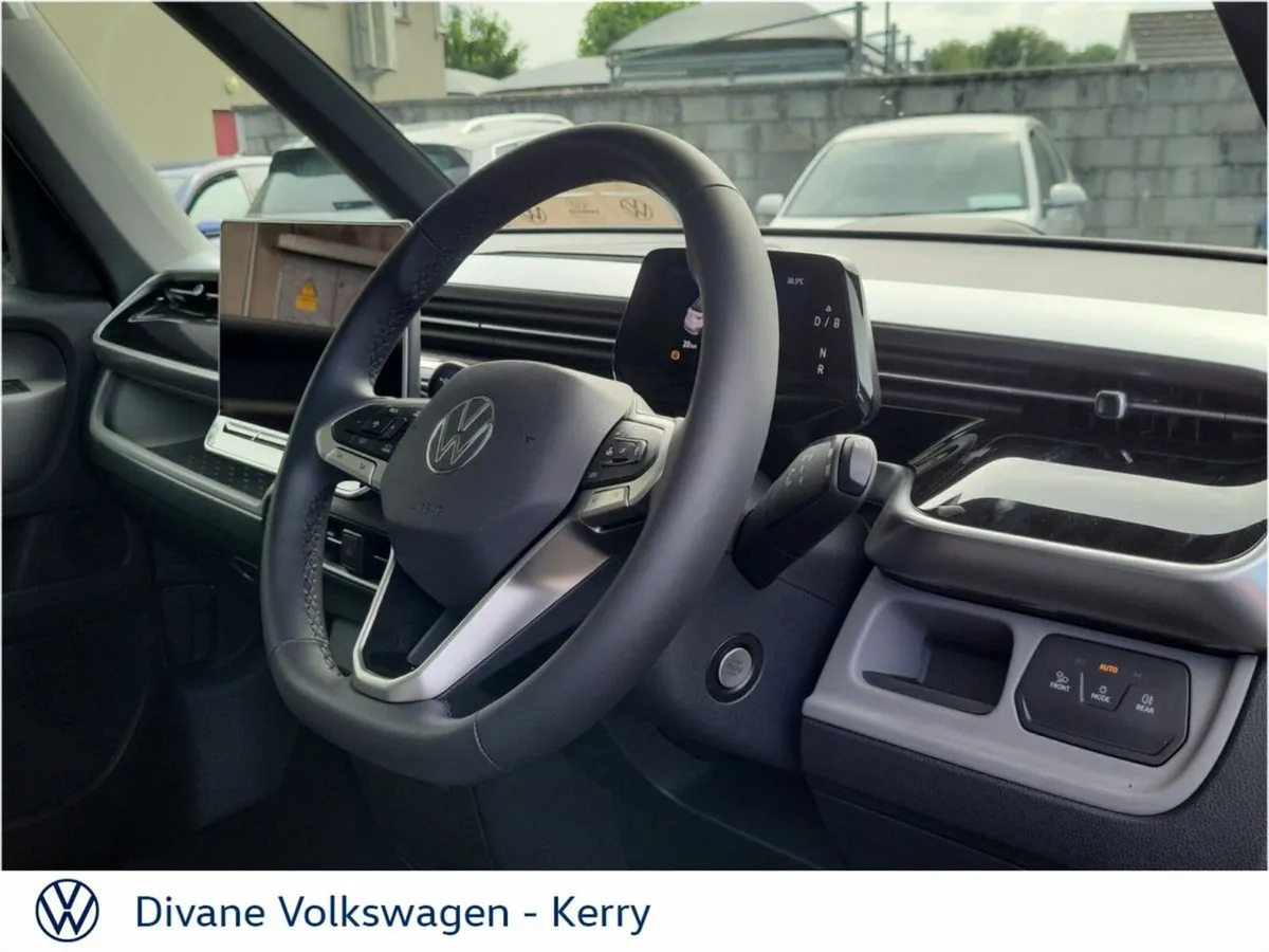 Volkswagen ID.Buzz EDITION 7 SEATS NEW MODEL 86KW - Image 2