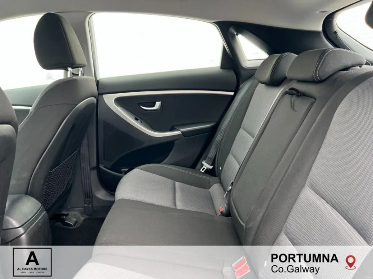 Hyundai i30 1.6 Diesel Deluxe - Image 6