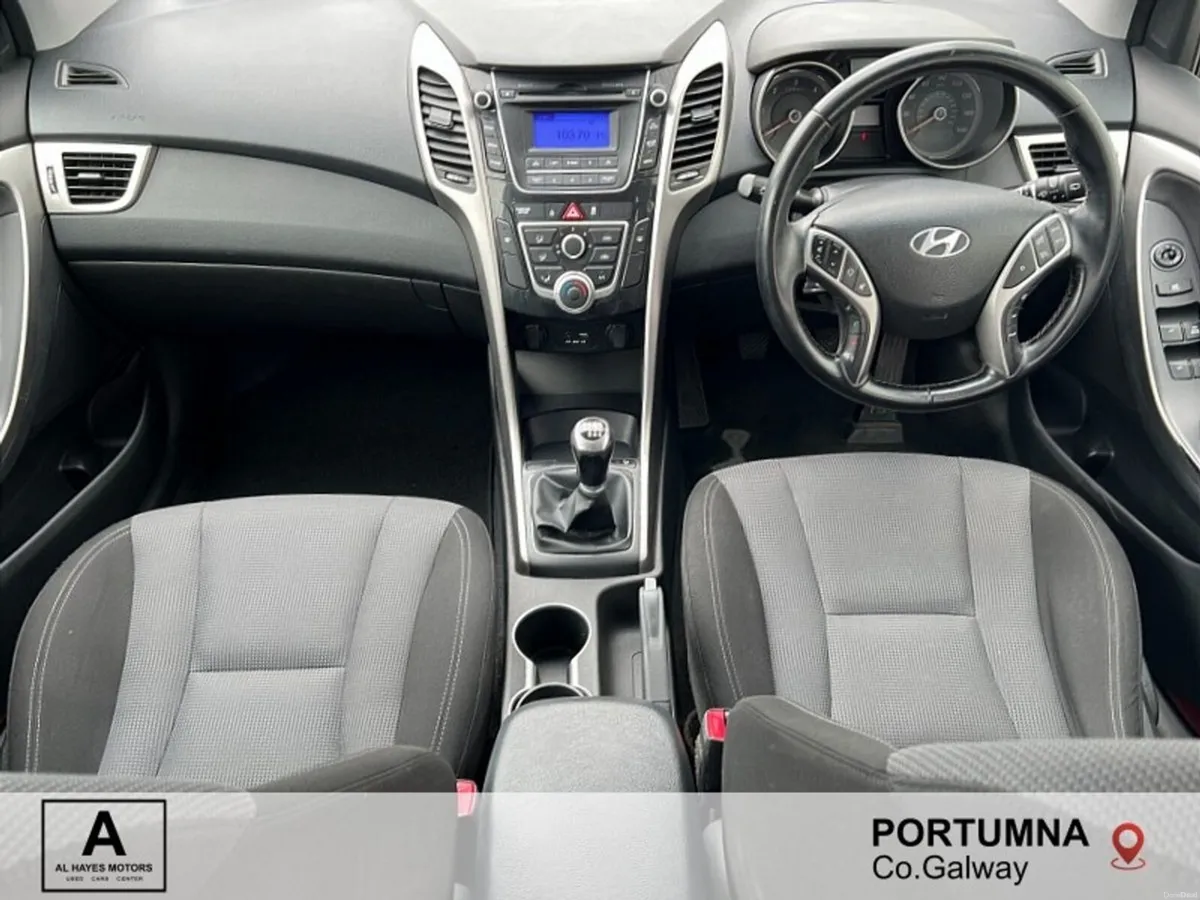 Hyundai i30 1.6 Diesel Deluxe - Image 2