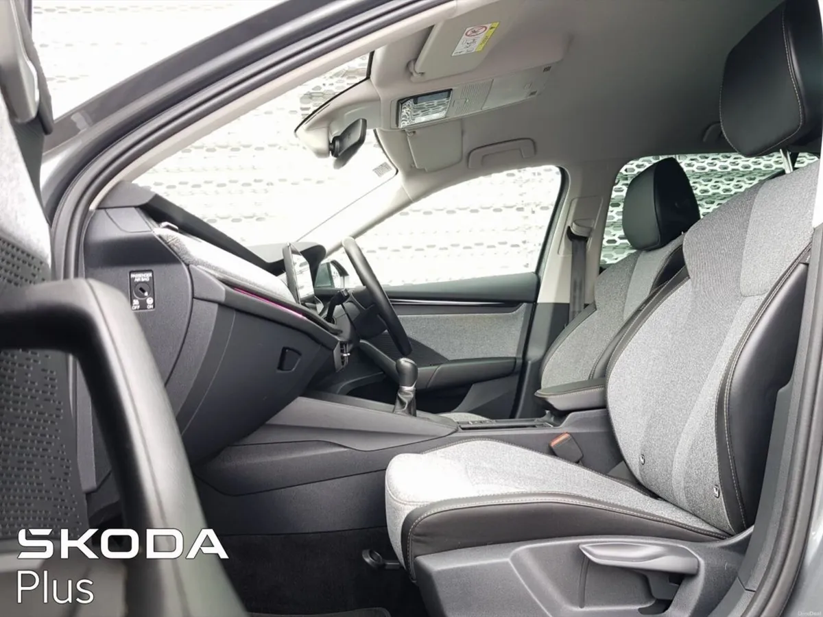 Skoda Octavia COMBI SELECTION + 2.0TDI 115HP - Image 3