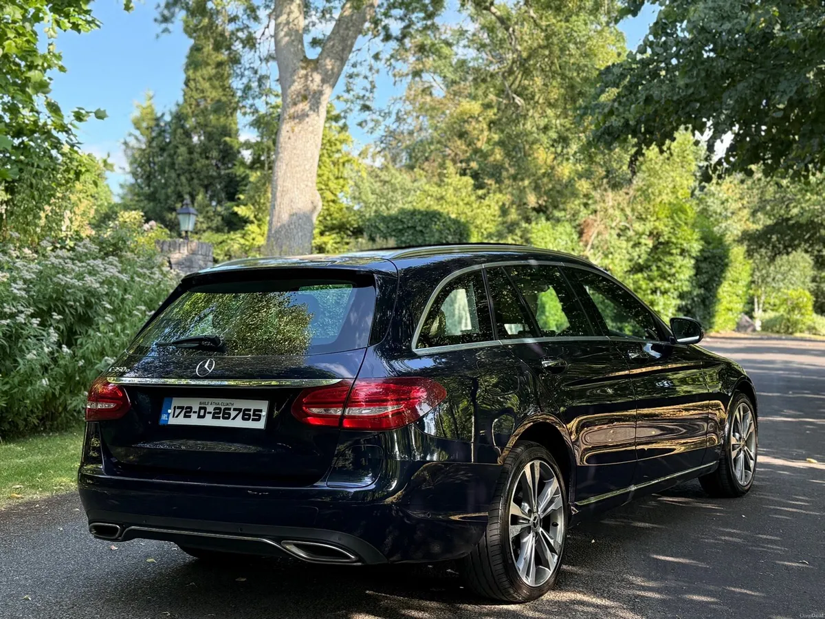 2017 Mercedes C350E Premium - Image 4