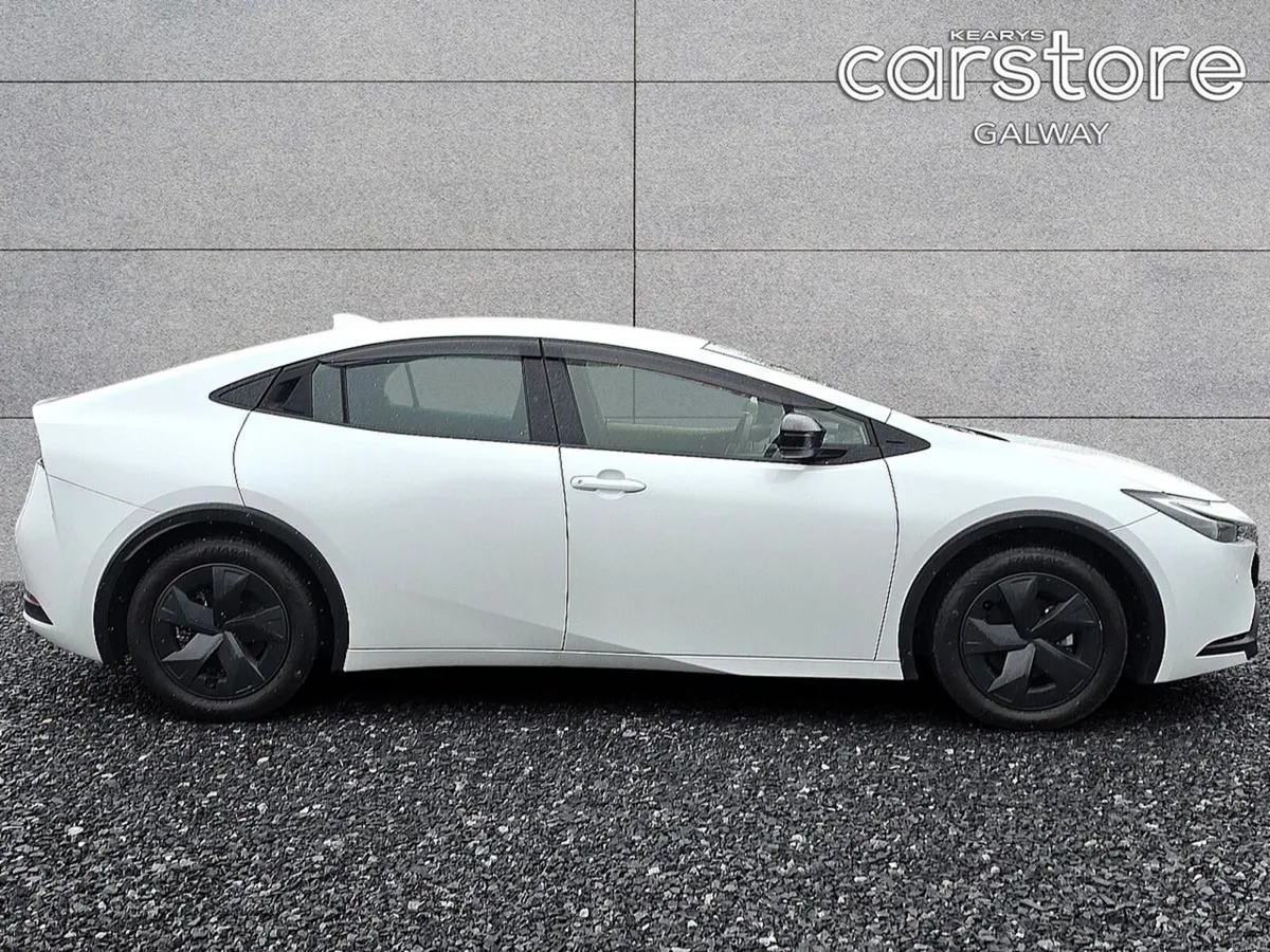 Toyota Prius *LOW KMS* 1.8 Hybrid Auto - Image 2