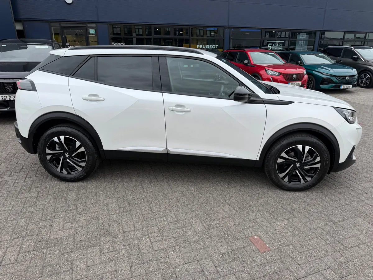 2023 Peugeot 2008 Allure 1.2 - Image 3
