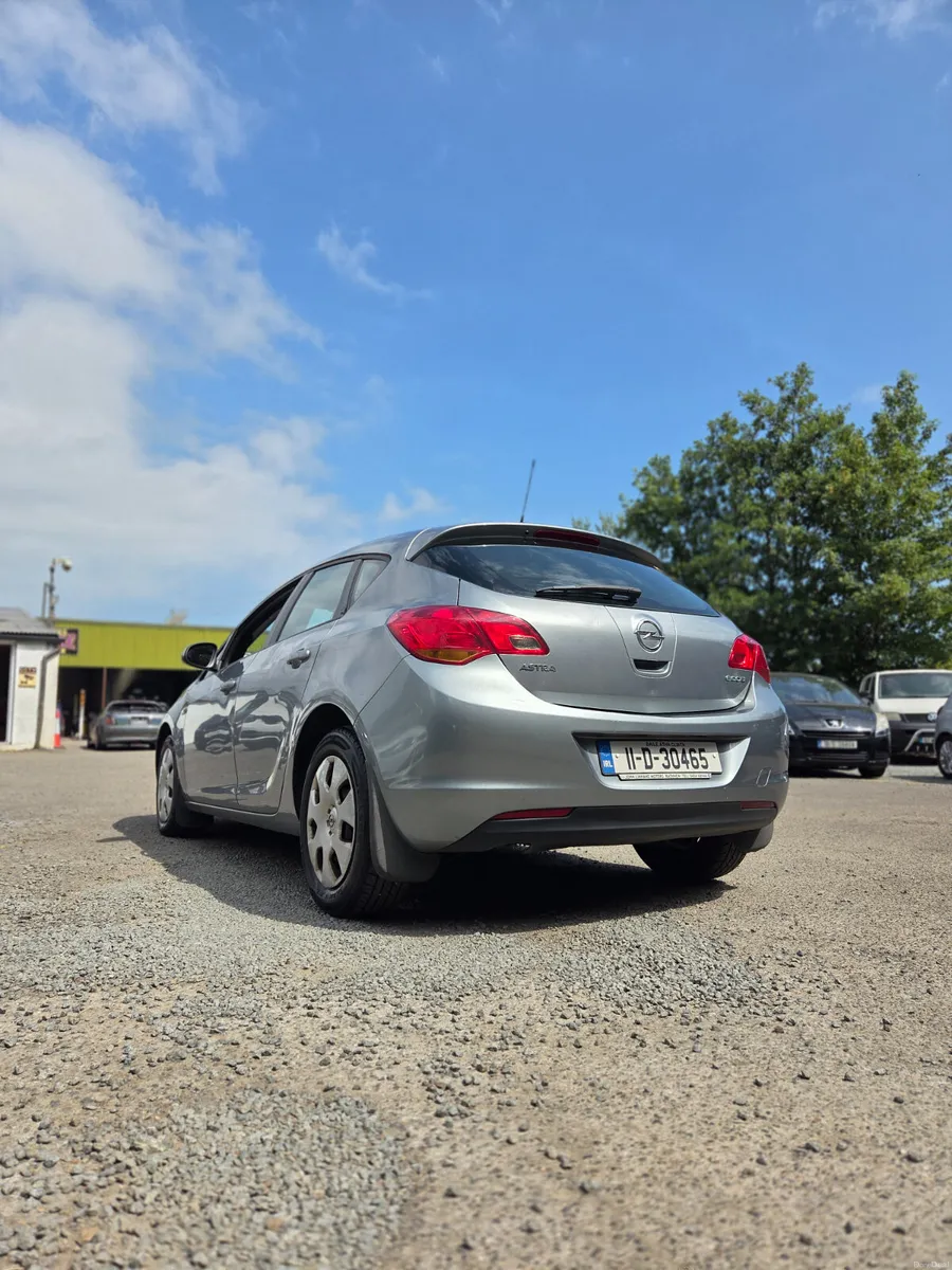 Lovely Original Opel Astra NCT Warranty - Image 6