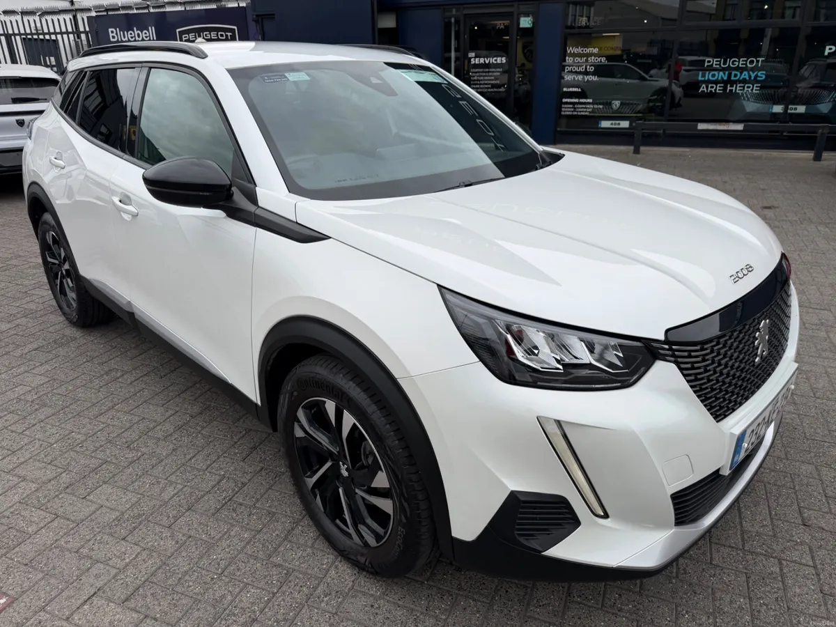 2023 Peugeot 2008 Allure 1.2 - Image 1